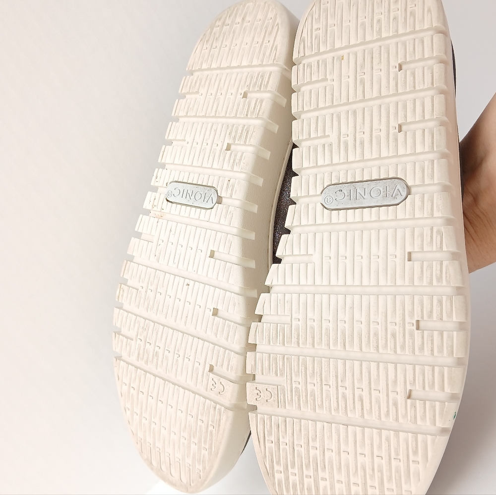 Vionic Uptown Ballet Flat Silver Size 9 - Picture 7 of 7